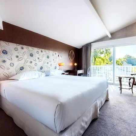 Hotel La Reserve Restaurant 5*
