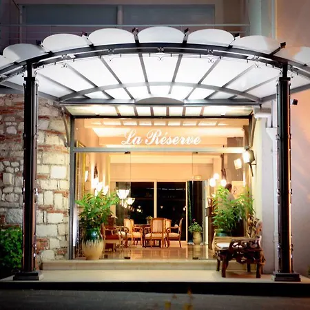 Hotel La Reserve Restaurant 5*