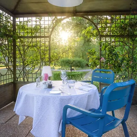 호텔 La Reserve Restaurant 5*