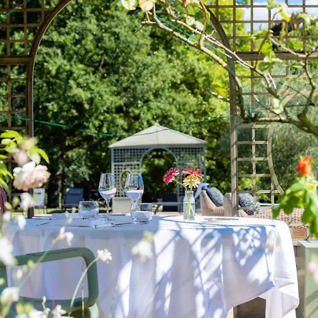 Hotel La Reserve Restaurant