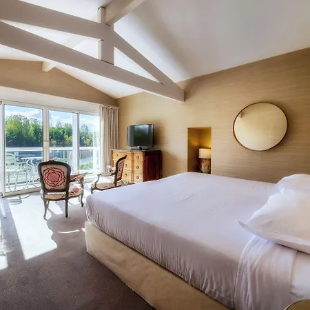 Hotel La Reserve Restaurant 5*