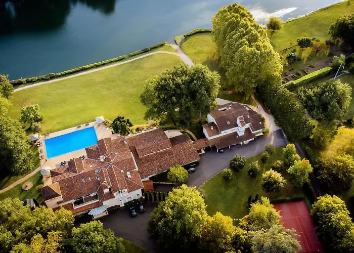 Hotel La Reserve Restaurant 5*