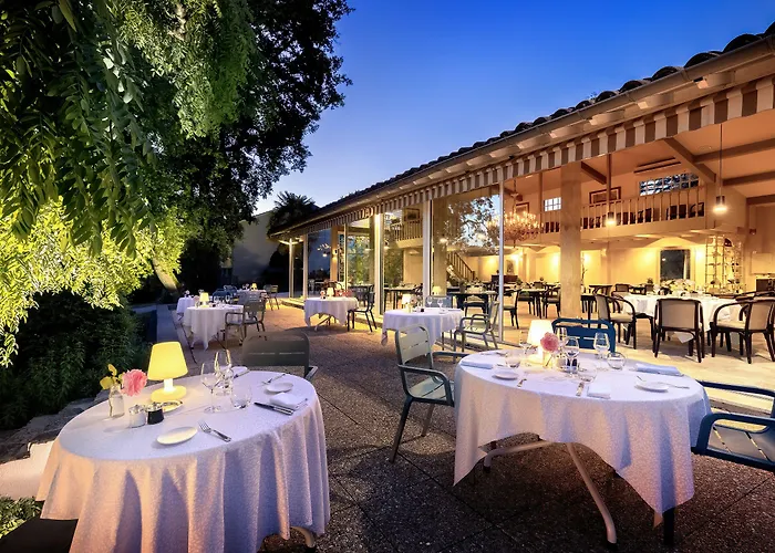 Hotel La Reserve Restaurant 5*