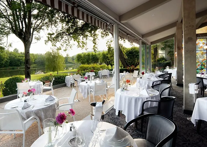 Hotel La Reserve Restaurant 5*